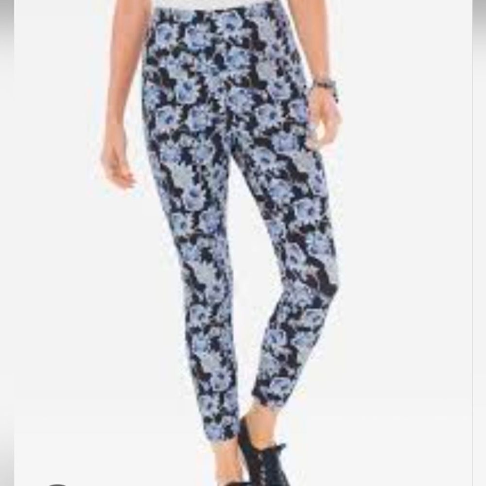 Weekends by Chicos Blue Floral Women's Leggings Size 1 Small